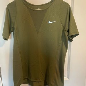 Nike Zonal Cooling Tee